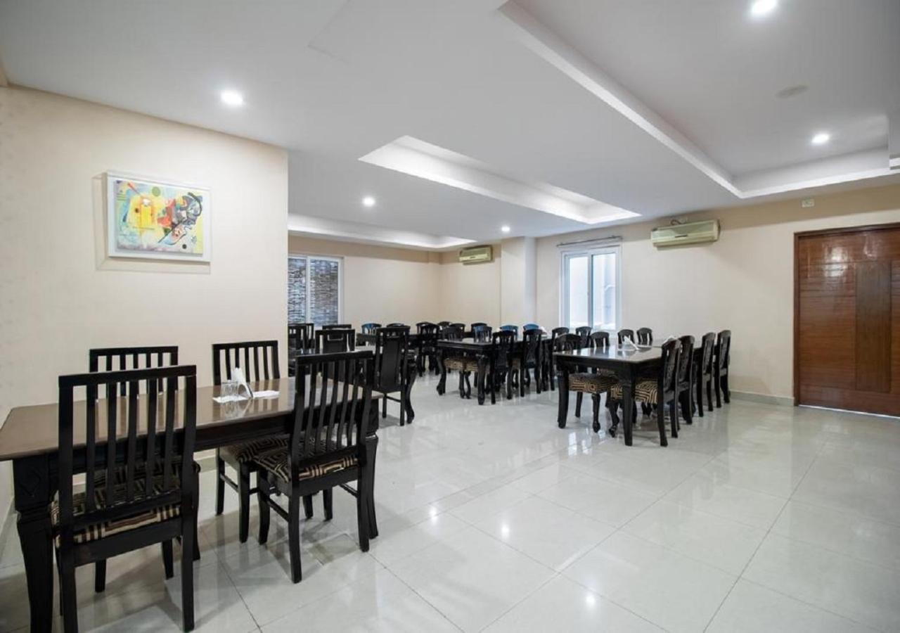Capital O 46966 Apollo 27 Hotel Bangalore Luaran gambar