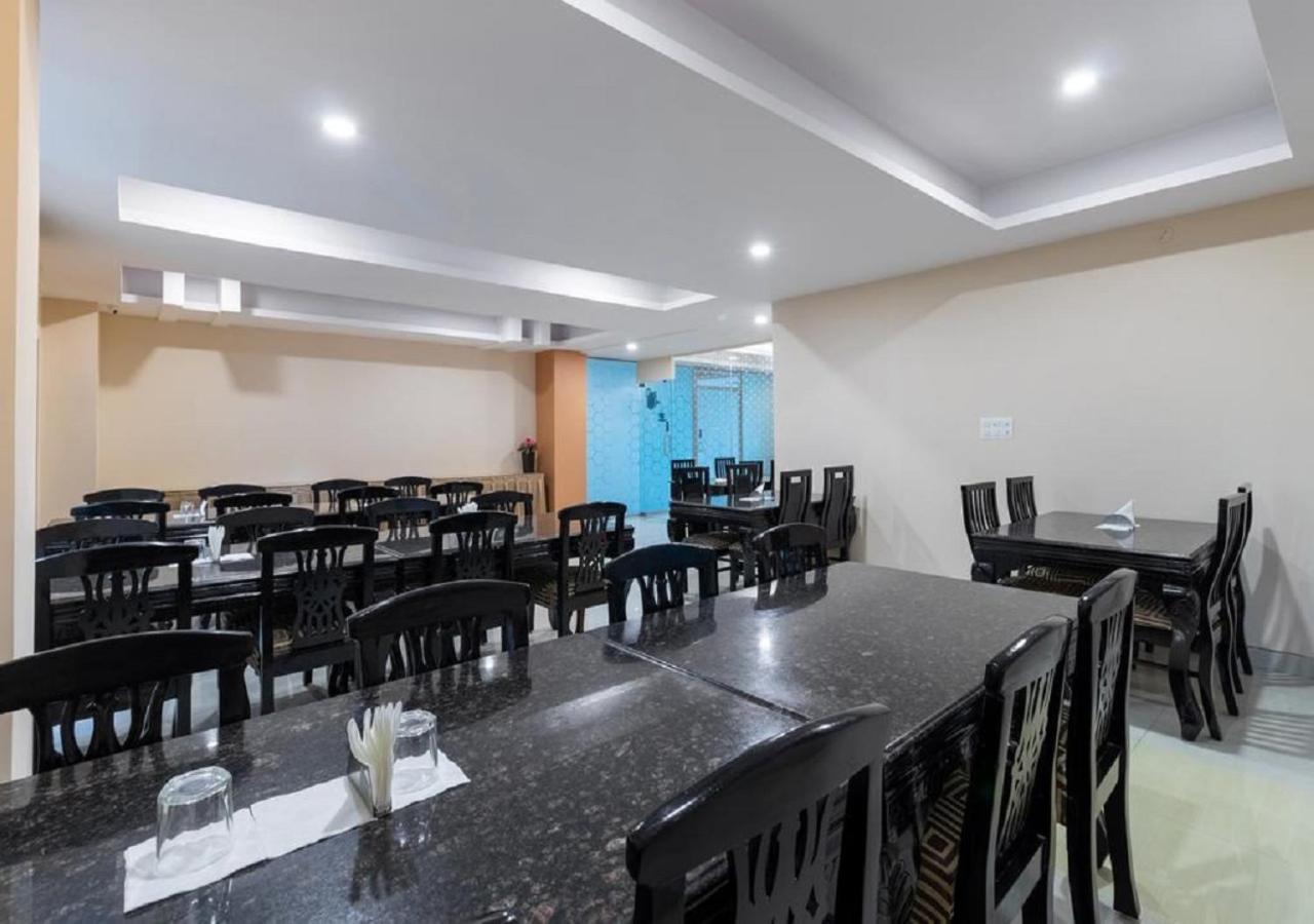 Capital O 46966 Apollo 27 Hotel Bangalore Luaran gambar